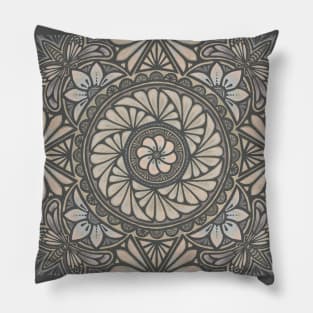 Pasifika warm graphite grey Pillow