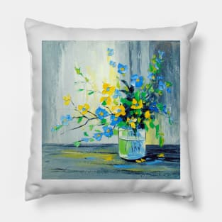 Bouquet of blue and yellow flowers Pillow