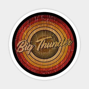 circle vintage retro faded Big Thunder Magnet