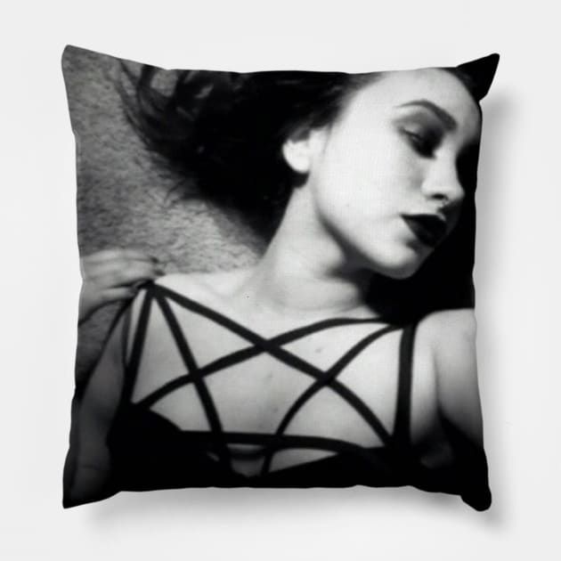 Poison heart Pillow by aurea_madness