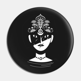 Queen vampire Pin