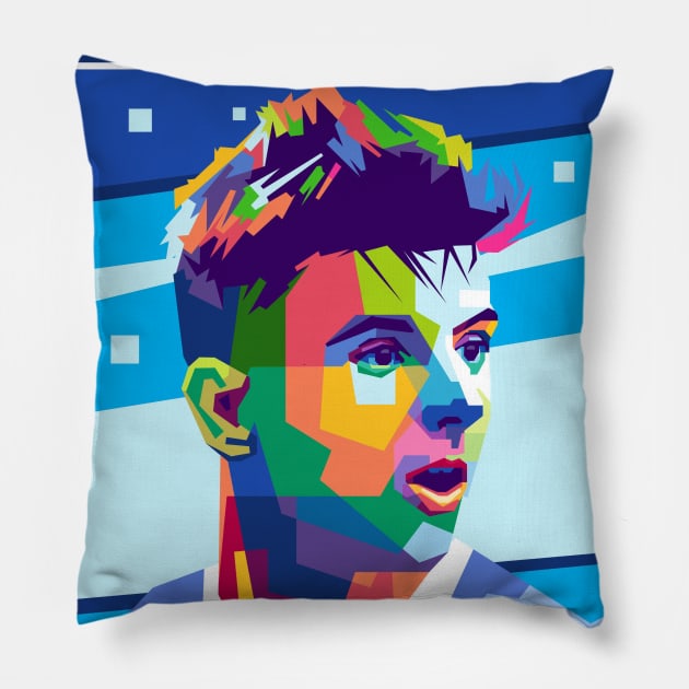 MASON MOUNT Pillow by erikhermawann22