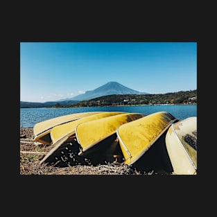 Mount Fuji - Yellow Canoes on Lake Yamanaka Shore (Japan) T-Shirt