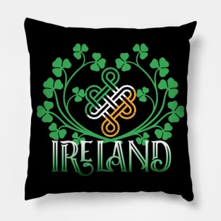 IRELAND SHAMROCK WREATH CELTIC KNOT WITH IRISH FLAG Pillow