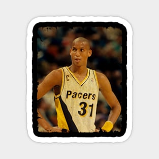 Reggie Miller - Vintage Design Of Basketball Magnet