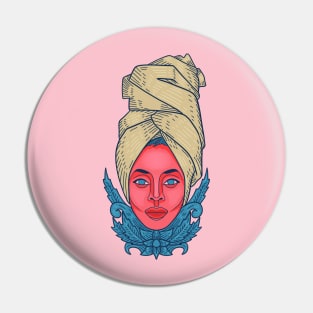 Queen american Of Neo-Soul Pin