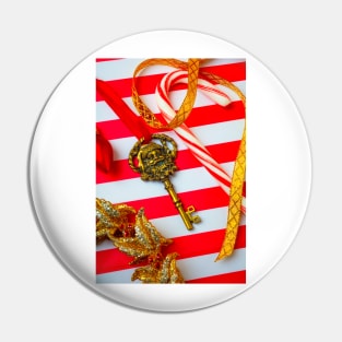 Santa Claus Skeleton Key Pin