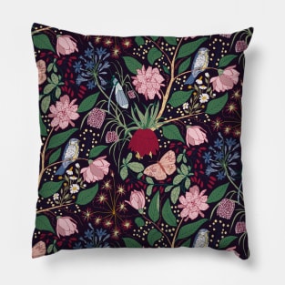 The secret garden Pillow