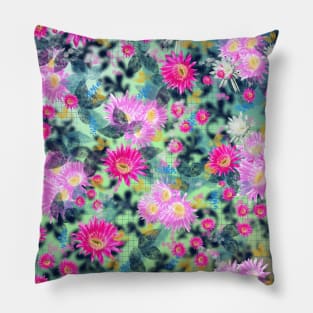 Garden bright Pillow