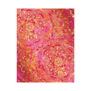 Hot Pink and Gold Baroque Floral Pattern T-Shirt