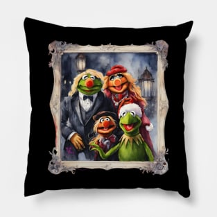 Muppets family portrait Pillow