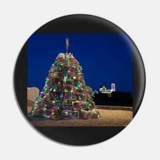 Maine Lobsta Trap Nubble Christmas Pin