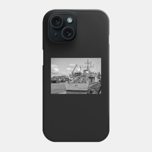 HMS Bangor war ship moored in Great Yarmouth docks Phone Case