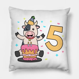 I am 5 with cow - kids birthday 5 years old Pillow