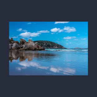 Whisky Bay, Wilson’s Promontory National Park, South Gippsland. T-Shirt