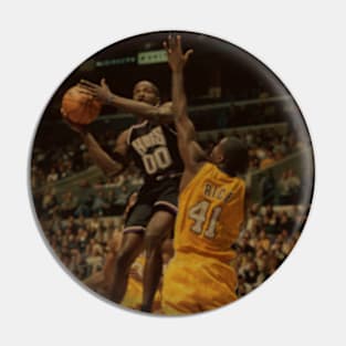 Glen Rice vs Tony Delk Vintage Pin