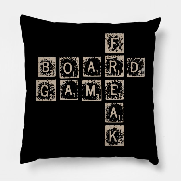 Board Game Freak - for light backgrounds Pillow by Xie