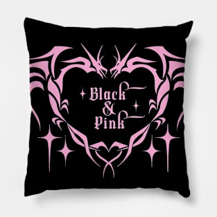 gothic heart Pillow