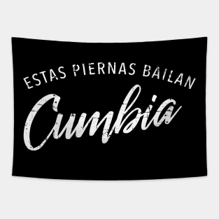 Estas piernas bailan cumbia - grunge design Tapestry