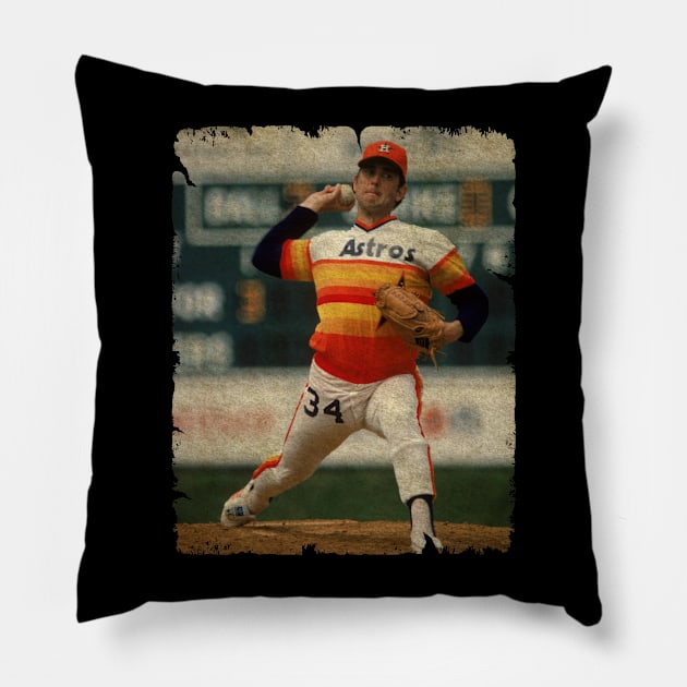 Nolan Ryan in Houston Astros Pillow by PESTA PORA