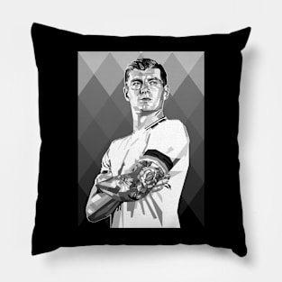 Toni Kroos portrait greyscale fan art Pillow