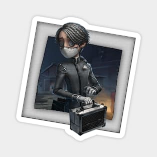 Embalmer Identity V Magnet