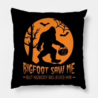 Bigfoot Saw Me - Halloween Orange Pillow