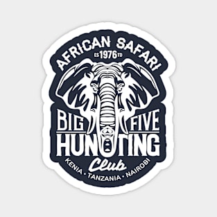 African Safari hunter Magnet