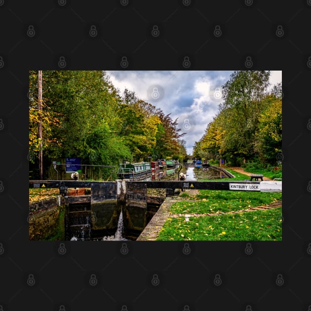 Kintbury Lock on the K & A Canal by IanWL