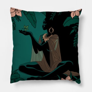 African queen of the jungle Pillow