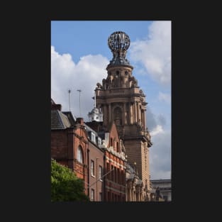 A View of Victorian Architecture London T-Shirt