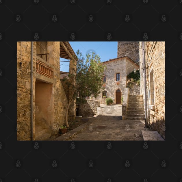 Street in Rocchette di Fazio, Tuscany by jojobob