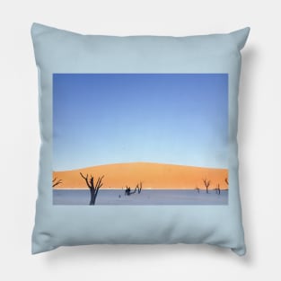 Sossusvlei dunes  landscape at Dead Vlei old trees, orange dunes dead tree and tourist in silhouette on salt pan Pillow