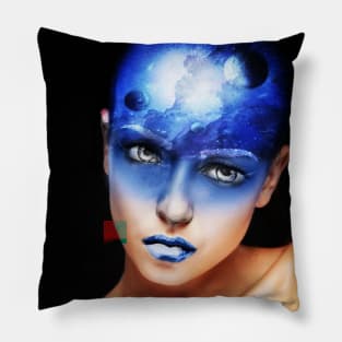 Reve Ailleurs Pillow