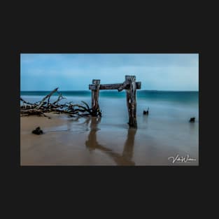 The Cattle Jetty, Observation Point, Point Nepean, Portsea, Mornington Peninsula, Victoria, Australia. T-Shirt