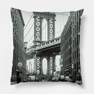 DUMBO Manhattan Bridge 2020 Pillow