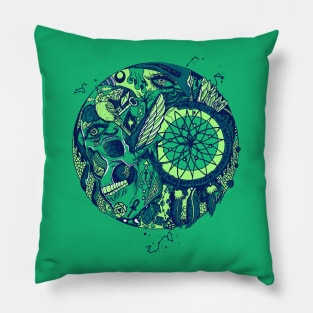 NGreen Skull and Dreamcatcher Circle Pillow