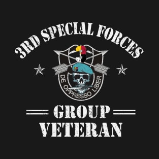 Proud US Army 3rd Special Forces Group Veteran De Oppresso Liber SFG - Gift for Veterans Day 4th of July or Patriotic Memorial Day T-Shirt
