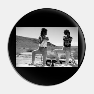 THELMA & LOUISE - RETRO MOVIE Pin