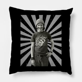 Retro Elliott Pillow