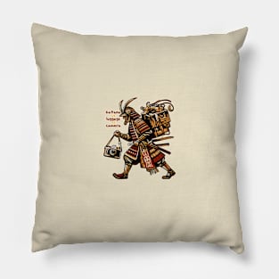 Samurai traveler Pillow