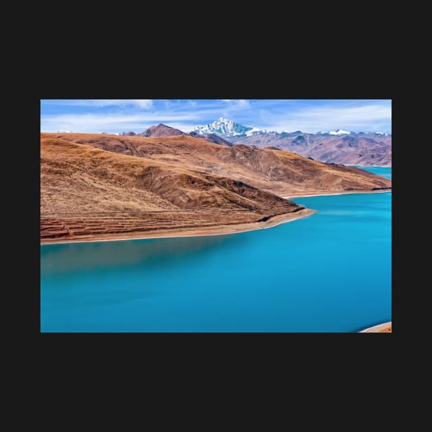 Yamdrok Lake, Tibet. by bulljup