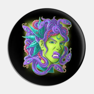 Wild Medussa Pin