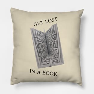 A-Maze-ing Reads Pillow