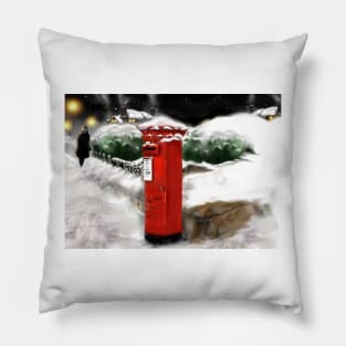 Royal Mail, British Post Box, Christmas Illustration. Letters/ postal. Pillow