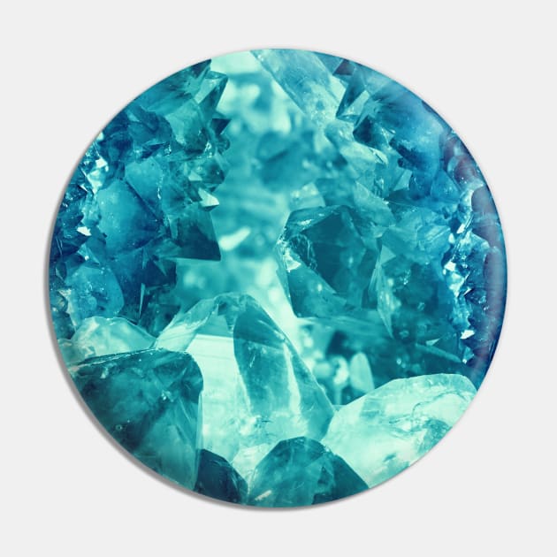 Beautiful blue-teal quartz crystal cluster Pin by misentangled