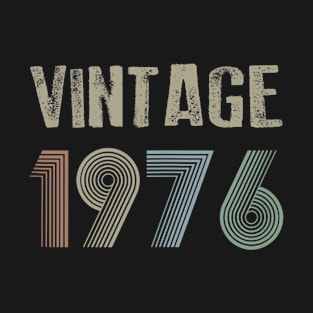 Vintage 1976 44rd Birthday Gift idea Men Women T-Shirt