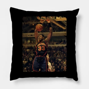 Patrick Ewing - Vintage Design Of Basketball Pillow