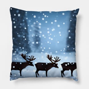 Reindeer in Snowing Pillow