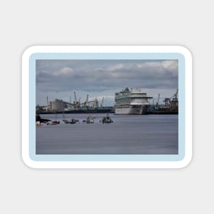 Ships and boats on the River Tyne Magnet